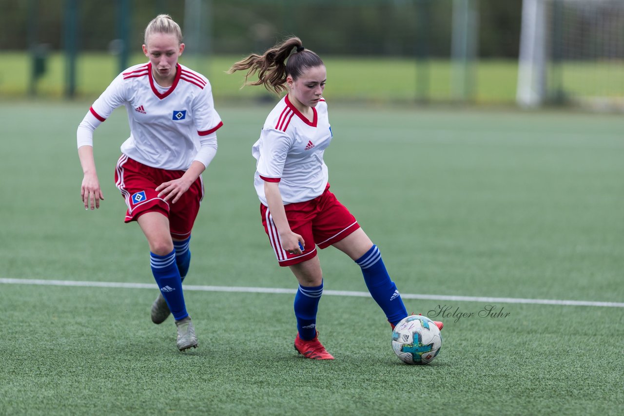 Bild 100 - wBJ Hamburger SV 2 - Victoria 1 : Ergebnis: 0:1